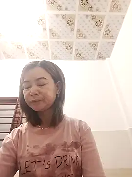 Sexy-ladyboobs20 online show from 09.12.25