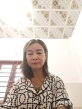 Sexy-ladyboobs20 online show from 10.01.25