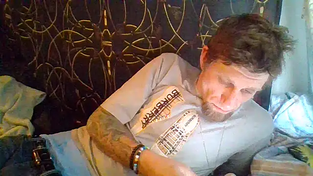 Snapshot of terry2big4u24 chatting on 01.14.25 terry2big4u24 online show from 01.14.25