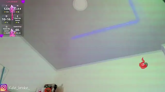 Kylie brokee online show from 04.28.26