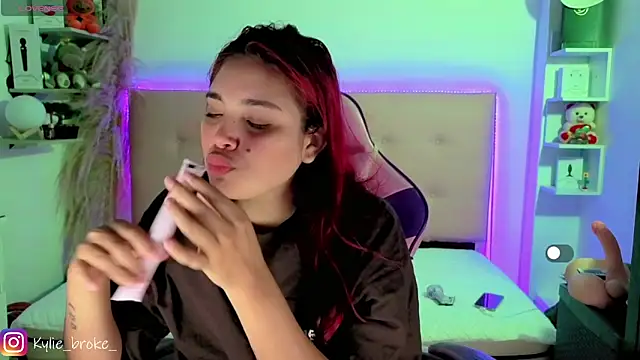 Kylie brokee online show from 05.01.26