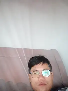 findagirlfriend online show from 12.15.25