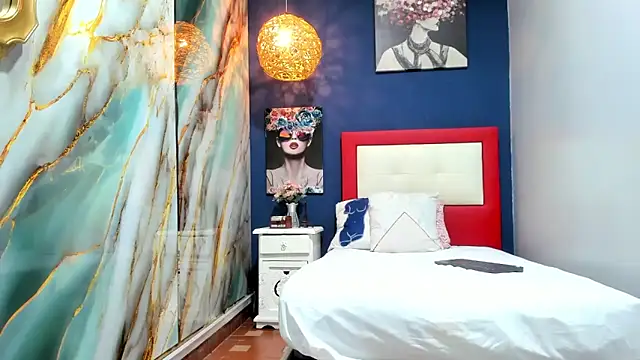 BustyAmanda online show from 11.11.25