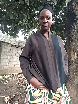 Snapshot of Xtra_bootie chatting on 03.10.26 Xtra bootie online show from 03.10.26