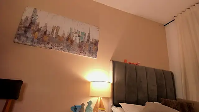 dakotaa   online show from 10.13.25