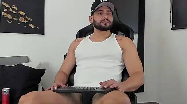 Snapshot of Dereck_vega chatting on 01.31.25 Dereck vega online show from 01.31.25