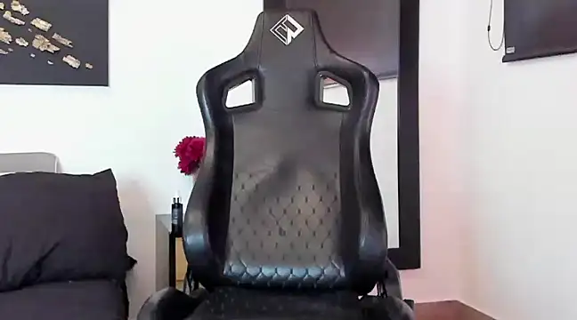 Snapshot of Dereck_vega chatting on 03.08.25 Dereck vega online show from 03.08.25