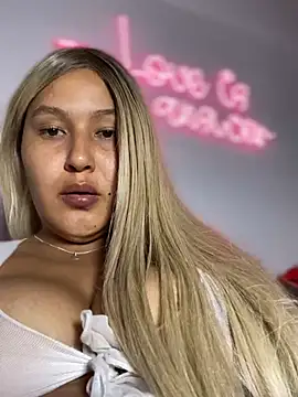 SamaraJay1 online show from 12.15.24