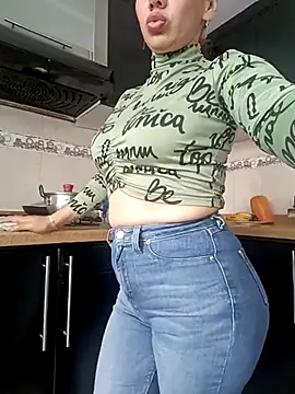 coral smitth online show from 02.24.25