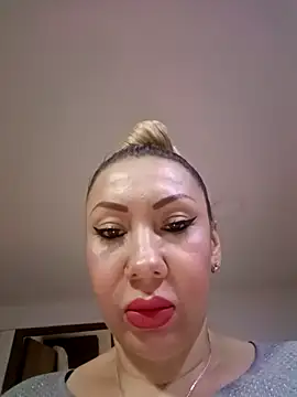 coral smitth online show from 11.16.25