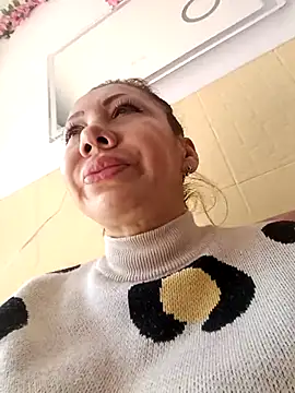 coral smitth online show from 02.25.26