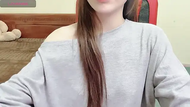 Snapshot of TrinhH_Nabbi chatting on 12.07.24 TrinhH Nabbi online show from 12.07.24