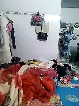 Snapshot of HimiJim chatting on 01.14.25 HimiJim online show from 01.14.25