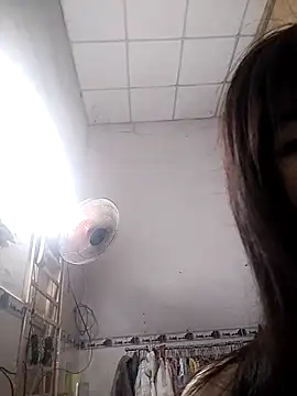 Snapshot of HimiJim chatting on 02.13.25 HimiJim online show from 02.13.25