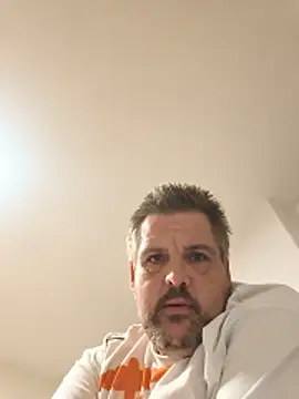 Ronny2510 online show from 06.17.26
