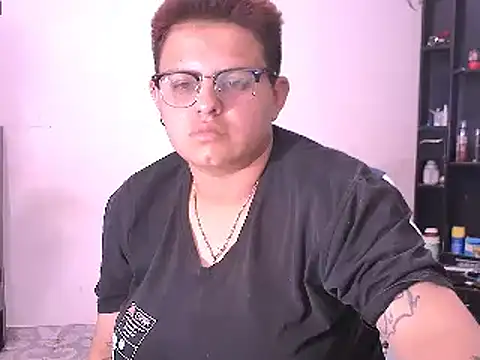 Snapshot of tatsumi_nao chatting on 01.03.25 tatsumi nao online show from 01.03.25