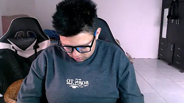 tatsumi nao online show from 04.05.26