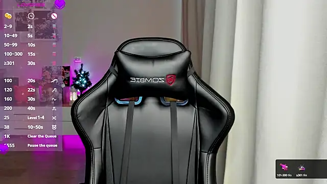 Snapshot of Sm0ly chatting on 01.09.25 Sm0ly online show from 01.09.25