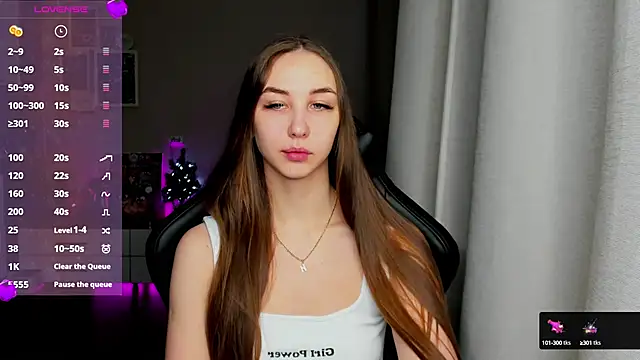 Snapshot of Sm0ly chatting on 02.09.25 Sm0ly online show from 02.09.25