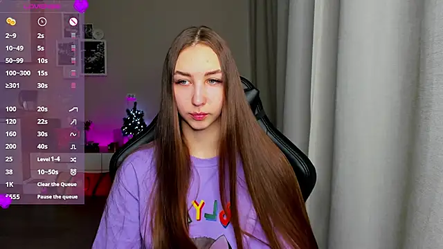 Snapshot of Sm0ly chatting on 03.17.25 Sm0ly online show from 03.17.25