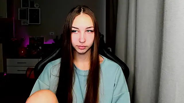 Snapshot of Sm0ly chatting on 10.13.25 Sm0ly online show from 10.13.25