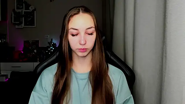 Snapshot of Sm0ly chatting on 01.06.26 Sm0ly online show from 01.06.26