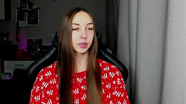 Snapshot of Sm0ly chatting on 01.13.26 Sm0ly online show from 01.13.26