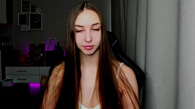 Snapshot of Sm0ly chatting on 03.28.26 Sm0ly online show from 03.28.26