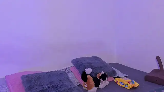 Snapshot of crystalvazquez chatting on 11.16.25 crystalvazquez online show from 11.16.25