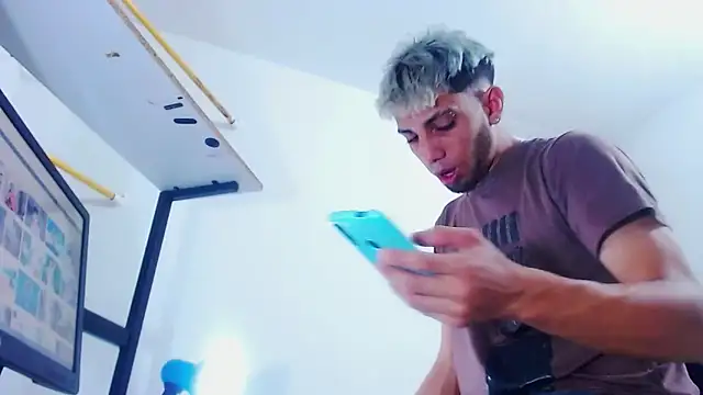 Gregory hard online show from 12.05.25