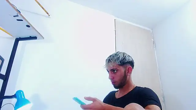 Gregory hard online show from 12.16.25