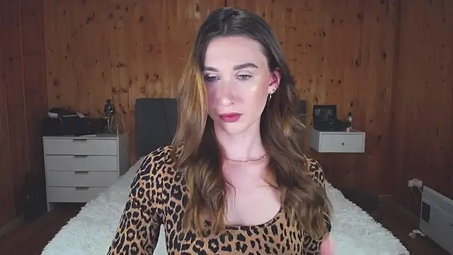 Snapshot of KellyBeeal chatting on 01.17.25 KellyBeeal online show from 01.17.25