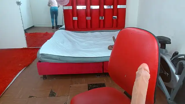 krystal thomson online show from 09.25.25