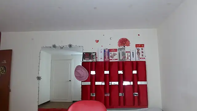 krystal thomson online show from 10.03.25