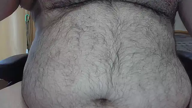 Snapshot of daddylove2024 chatting on 10.19.25 daddylove2024 online show from 10.19.25