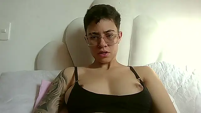 Cutie Shy  online show from 07.14.26