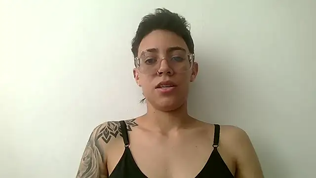 Cutie Shy  online show from 08.07.26