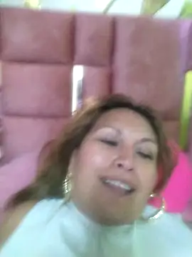 Snapshot of Kazsandraa chatting on 11.27.25 Kazsandraa online show from 11.27.25