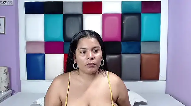 Sam-Evans-hot online show from 02.27.25