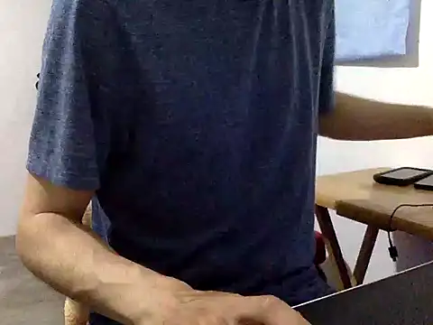 Snapshot of Casero69oficial chatting on 09.16.25 Casero69oficial online show from 09.16.25