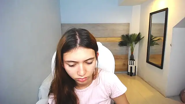 Snapshot of liseth_fox chatting on 12.04.24 liseth fox online show from 12.04.24