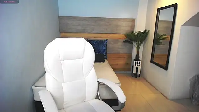 Snapshot of liseth_fox chatting on 03.05.25 liseth fox online show from 03.05.25