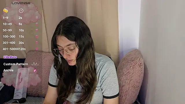 lessliee22  online show from 05.02.26