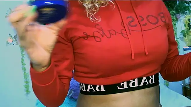 Snapshot of Crysrus chatting on 03.14.25 Crysrus online show from 03.14.25