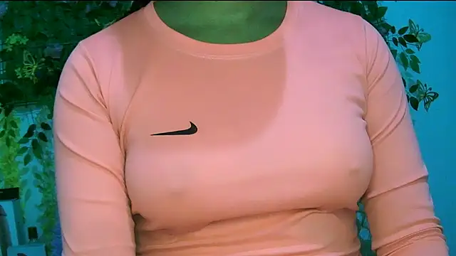 Snapshot of Crysrus chatting on 12.15.25 Crysrus online show from 12.15.25