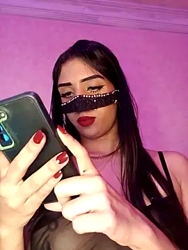 ---sophia--- online show from 12.17.25