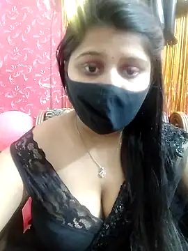 Snapshot of Hotty-simran chatting on 02.14.25 Hotty-simran online show from 02.14.25