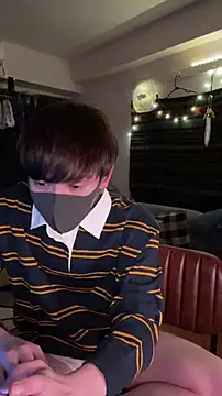 Snapshot of poketkuma chatting on 11.12.25 poketkuma online show from 11.12.25