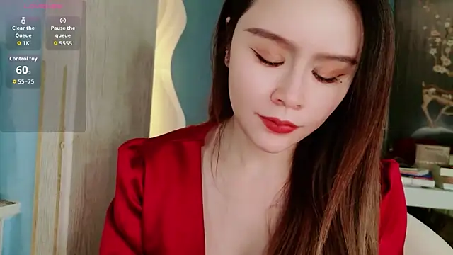 HU131452 online show from 04.29.26