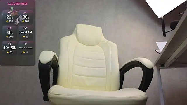 Snapshot of Marietta_Castro chatting on 12.07.24 Marietta Castro online show from 12.07.24